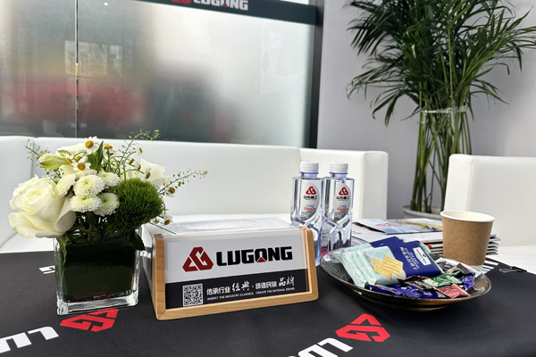 Lugong Machinery at bauma Shanghai