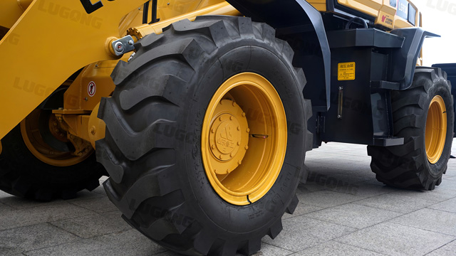 LUGONG Tips For Wheel Loader Tire Maintenance